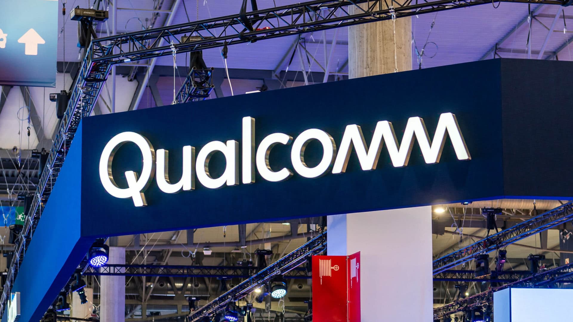 Qualcomm and AMD: What Investors Should Know About Two Semiconductor Giants
